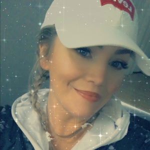 Meet your Posher, Tanya